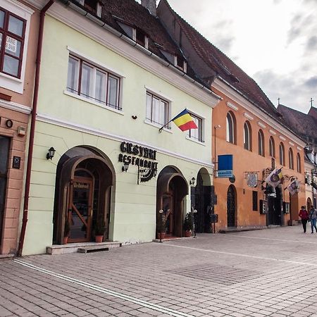 Residence Piata Sfatului Brasov Exterior photo